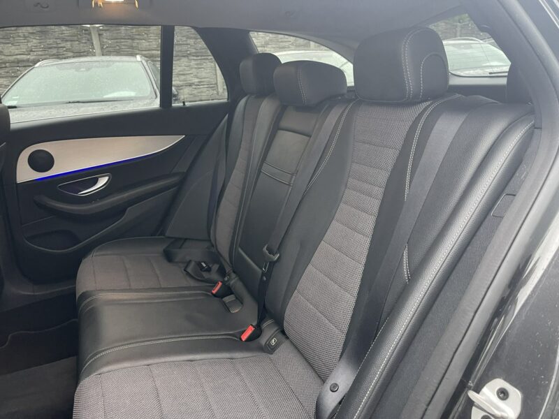 Mercedes E 300 E300DE Plug-In Kamera Podgrzewanie Skóra 306KM W213 (2016-)