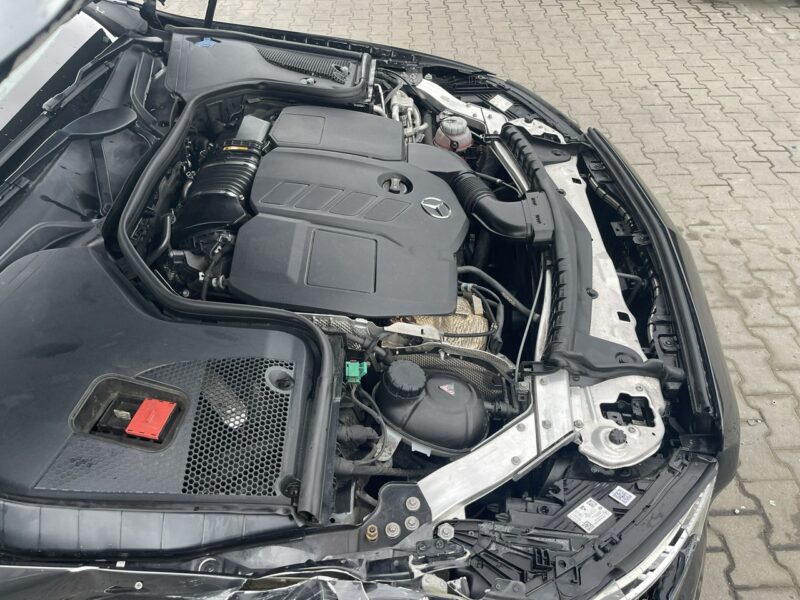 Mercedes E 300 E300DE Plug-In Kamera Podgrzewanie Skóra 306KM W213 (2016-)
