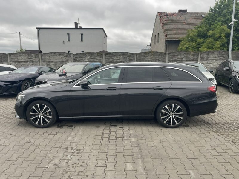 Mercedes E 300 E300DE Plug-In Kamera Podgrzewanie Skóra 306KM W213 (2016-)