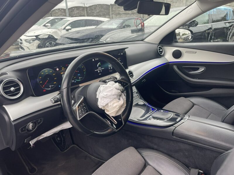 Mercedes E 300 E300DE Plug-In Kamera Podgrzewanie Skóra 306KM W213 (2016-)