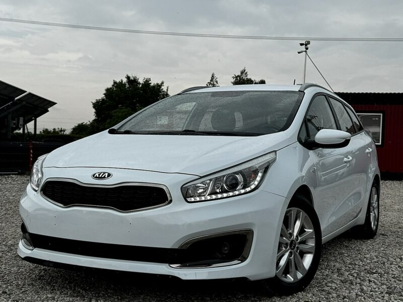 Kia Cee'd LIFT Navi Gwarancja II (2012-)