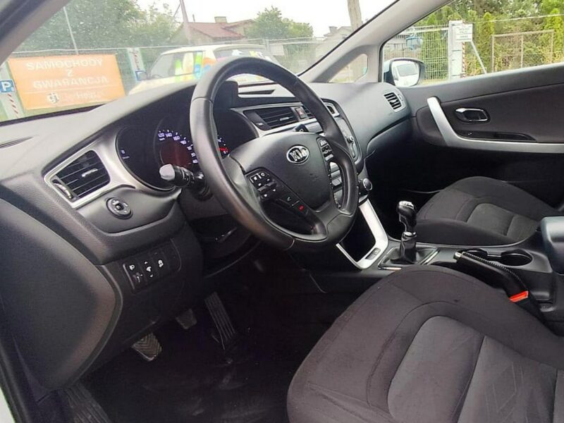 Kia Cee'd LIFT Navi Gwarancja II (2012-)