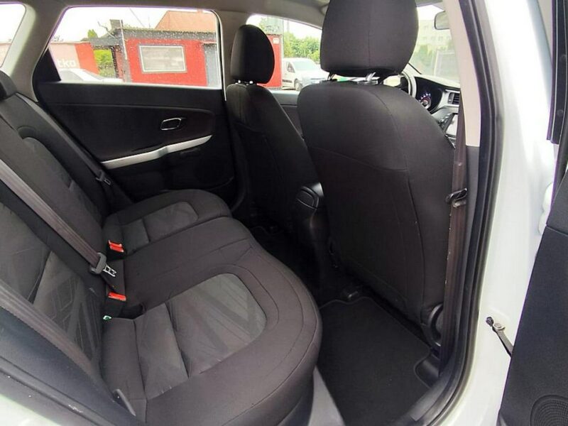 Kia Cee'd LIFT Navi Gwarancja II (2012-)