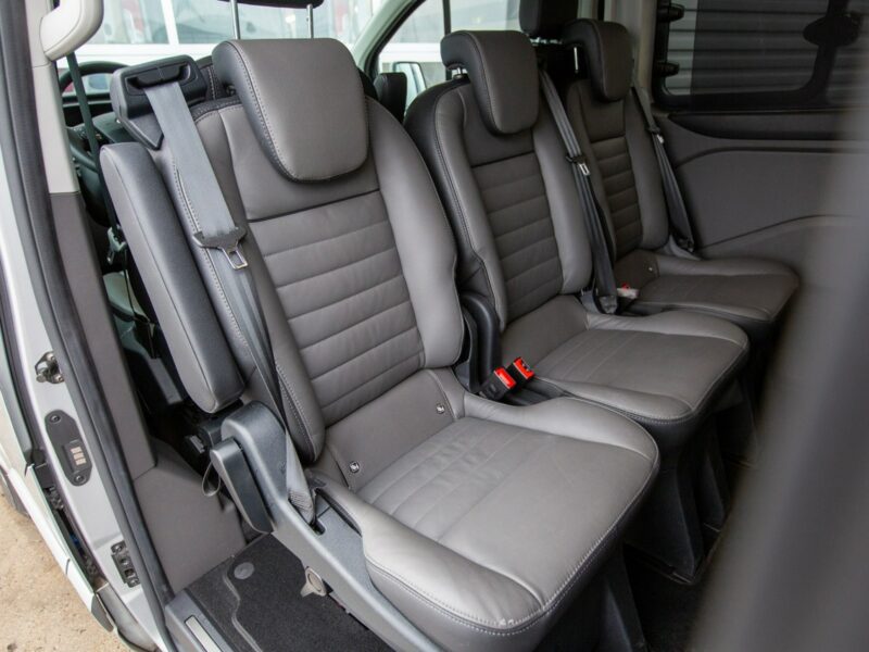 Ford Tourneo Custom 150KM Tourneo 8 osób Titanium 24.000km L2H1 Skóra