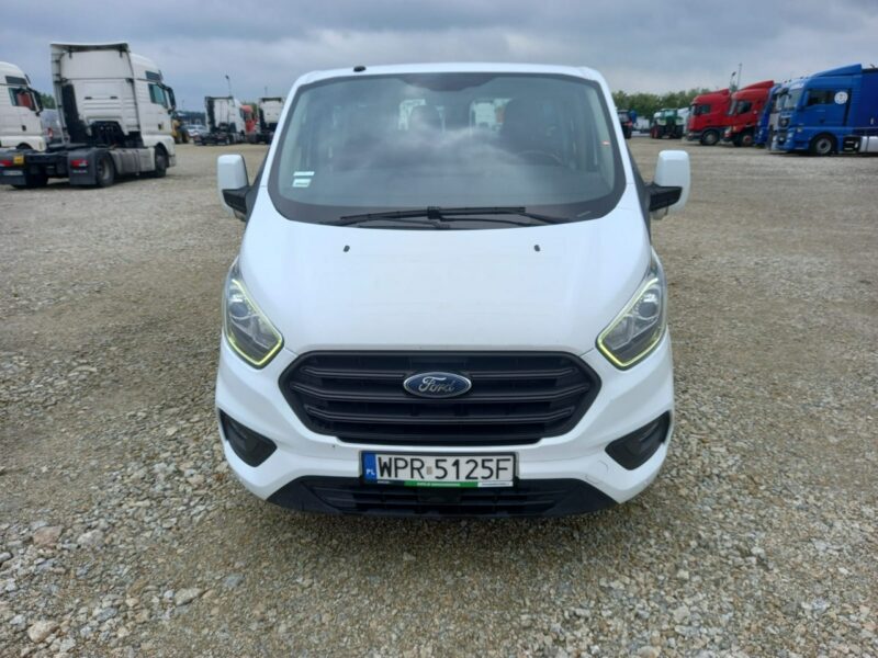 Ford Tourneo Custom