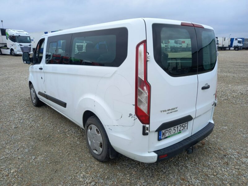 Ford Tourneo Custom