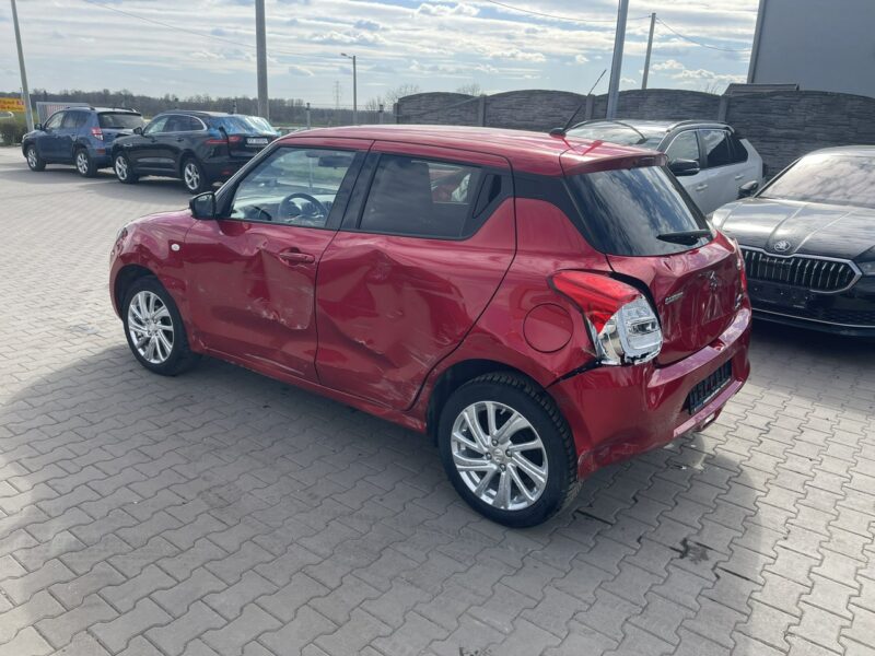 Suzuki Swift 4x4 Klimatyzacja Cujniki parkowania mHEV VI (2017-)