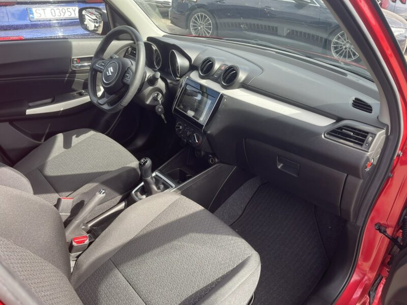 Suzuki Swift 4x4 Klimatyzacja Cujniki parkowania mHEV VI (2017-)