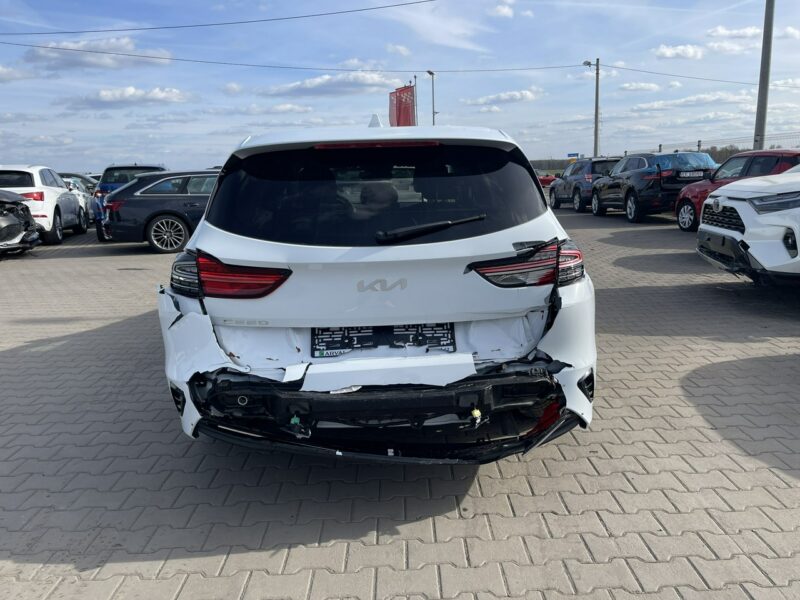 Kia Cee'd Automat Podgrzewanie Klimatronik Kamera 160KM III (2018-)