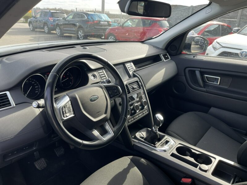 Land Rover Discovery Sport 4x4 Navi Klimatronik: 2 strefy Hak