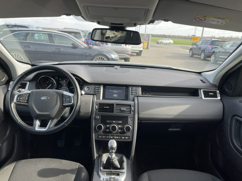 Land Rover Discovery Sport 4x4 Navi Klimatronik: 2 strefy Hak