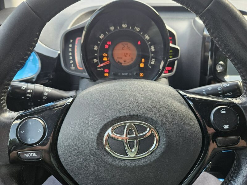 Toyota Aygo Toyota Aygo Prime X-Treme Klimatyzacja / Tempomat / Kamera II (2014-)