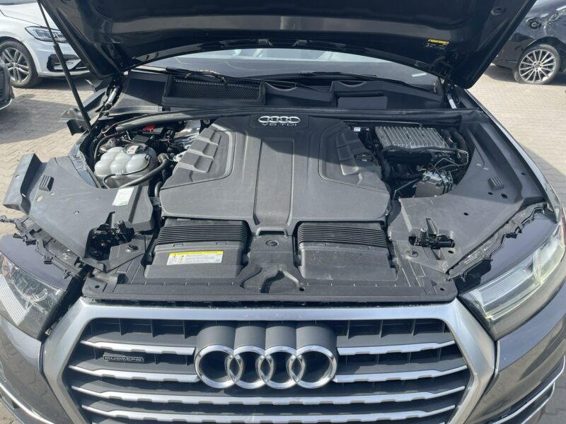 Audi Q7 S-line Quattro Kamera Podgrzewanie Pneumatyka Hak III (2015-)