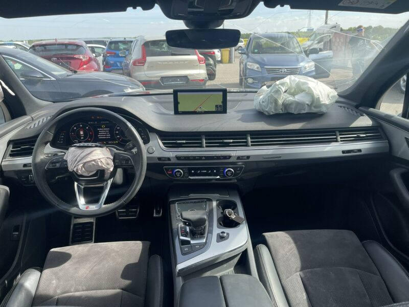 Audi Q7 S-line Quattro Kamera Podgrzewanie Pneumatyka Hak III (2015-)