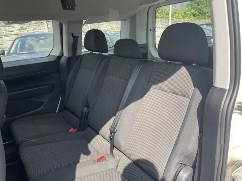 Volkswagen Caddy Podgrzewanie Klimatronik Czyjniki park. V (2020-)
