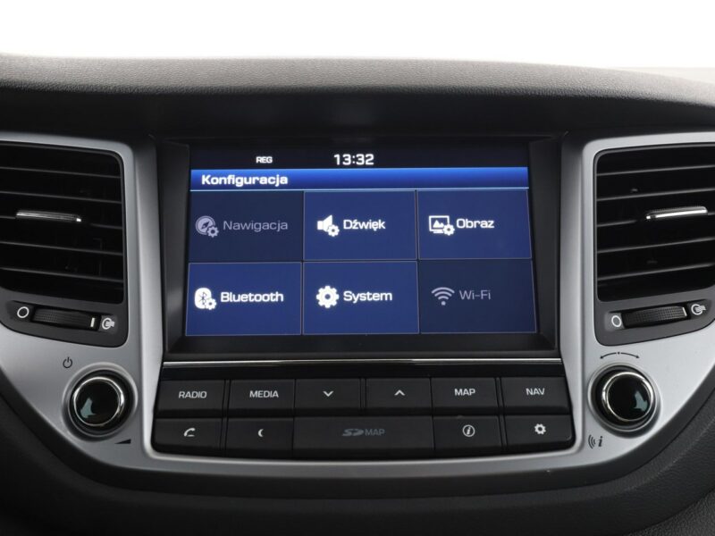 Hyundai Tucson navi klima auto grzane fotele kamera i czujniki parkowania III (2015-2020)