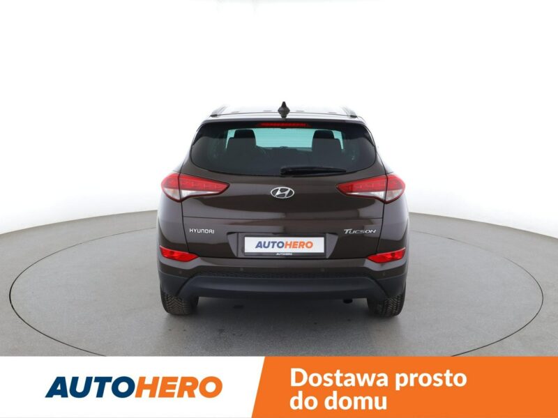 Hyundai Tucson navi klima auto grzane fotele kamera i czujniki parkowania III (2015-2020)