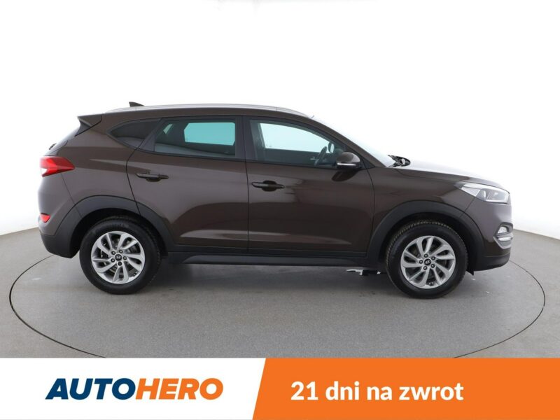 Hyundai Tucson navi klima auto grzane fotele kamera i czujniki parkowania III (2015-2020)