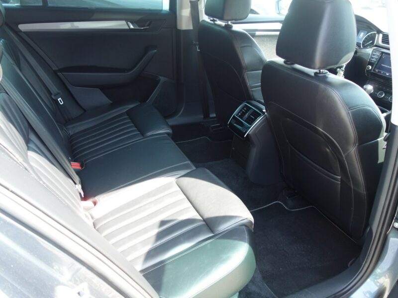 Škoda Superb Skoda Superb 2016 2.0 TDI 190km automat dobrze wyposażona III (2015-2023)