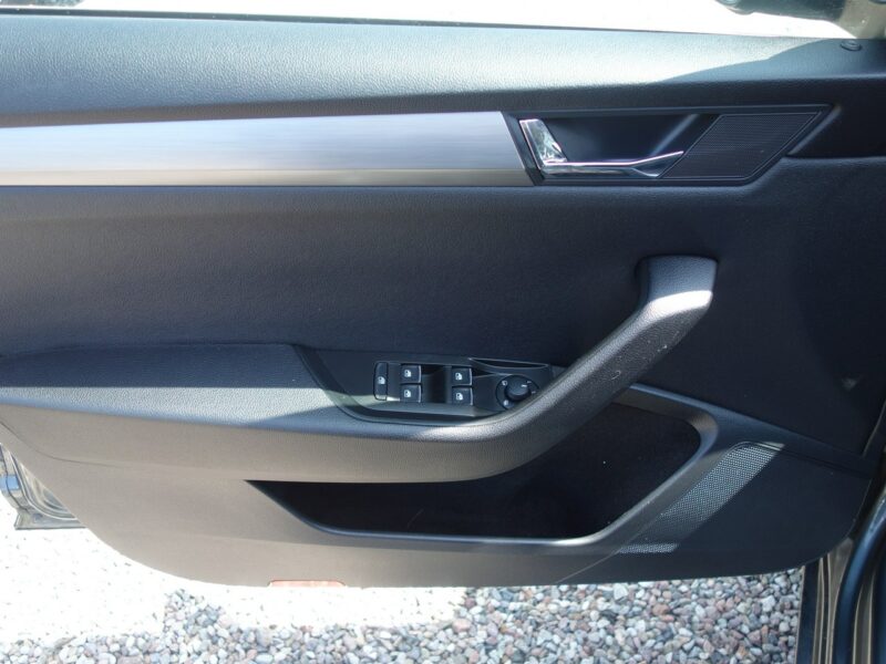 Škoda Superb Skoda Superb 2016 2.0 TDI 190km automat dobrze wyposażona III (2015-2023)
