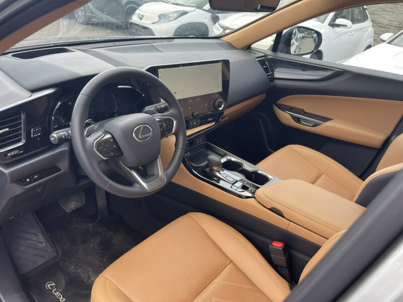 Lexus NX 350H AWD Hybryda Automat Podgrzewanie 243KM II (2021-)