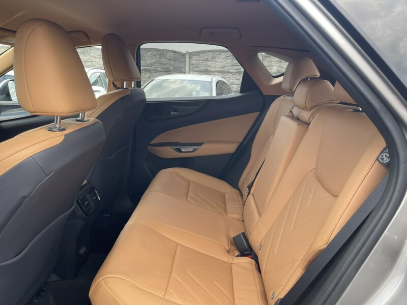 Lexus NX 350H AWD Hybryda Automat Podgrzewanie 243KM II (2021-)
