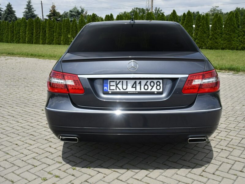 Mercedes E 220 2,2cdi Serwis.Klimatr 2 str.DVD.Skóry.Kam.Cof.Asystent Parkowania.Ledy W212 (2009-)