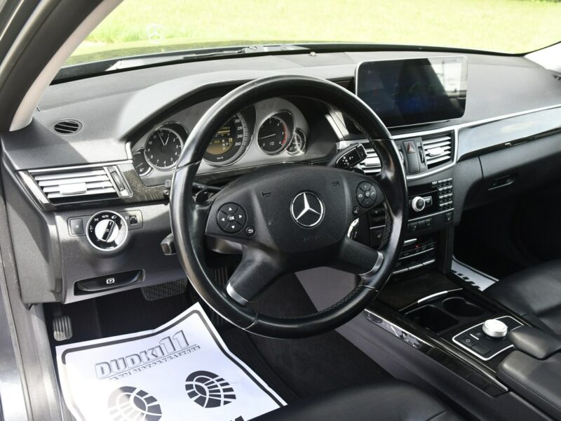 Mercedes E 220 2,2cdi Serwis.Klimatr 2 str.DVD.Skóry.Kam.Cof.Asystent Parkowania.Ledy W212 (2009-)