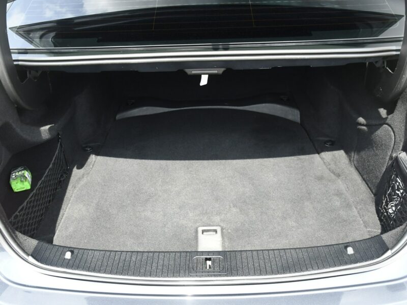 Mercedes E 220 2,2cdi Serwis.Klimatr 2 str.DVD.Skóry.Kam.Cof.Asystent Parkowania.Ledy W212 (2009-)