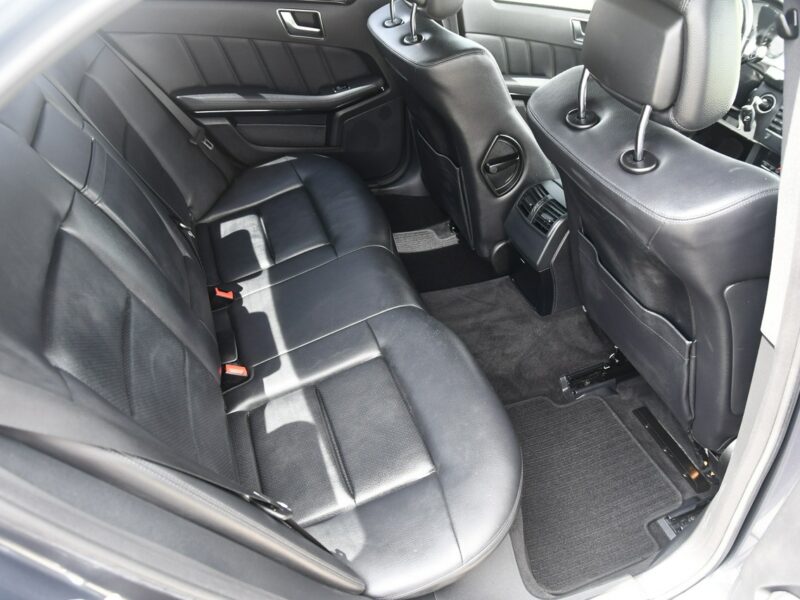 Mercedes E 220 2,2cdi Serwis.Klimatr 2 str.DVD.Skóry.Kam.Cof.Asystent Parkowania.Ledy W212 (2009-)