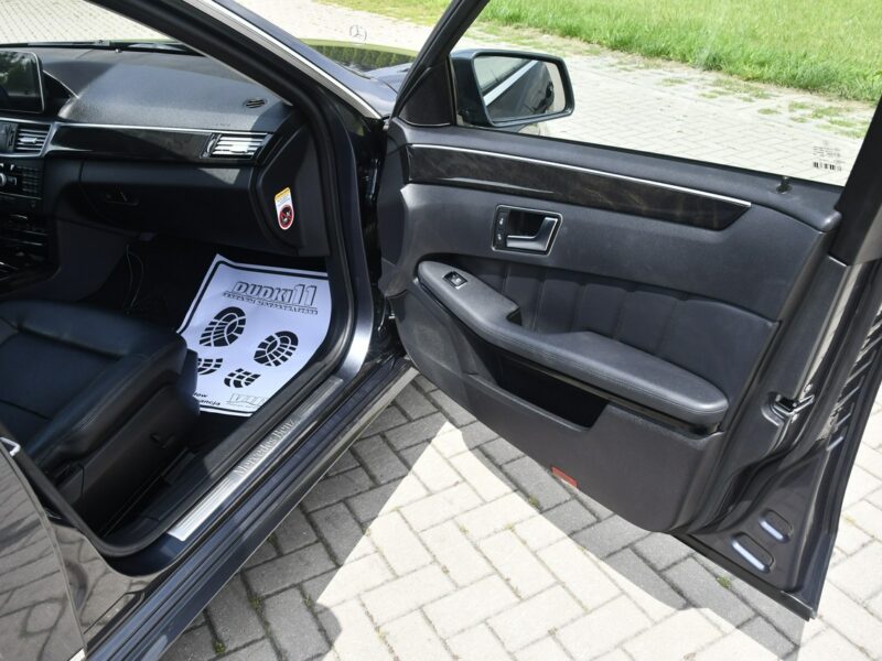 Mercedes E 220 2,2cdi Serwis.Klimatr 2 str.DVD.Skóry.Kam.Cof.Asystent Parkowania.Ledy W212 (2009-)