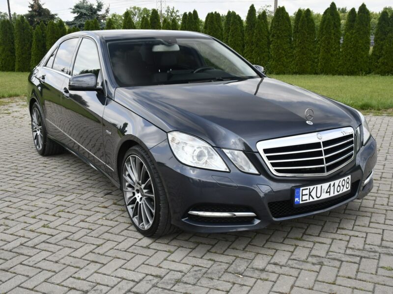 Mercedes E 220 2,2cdi Serwis.Klimatr 2 str.DVD.Skóry.Kam.Cof.Asystent Parkowania.Ledy W212 (2009-)