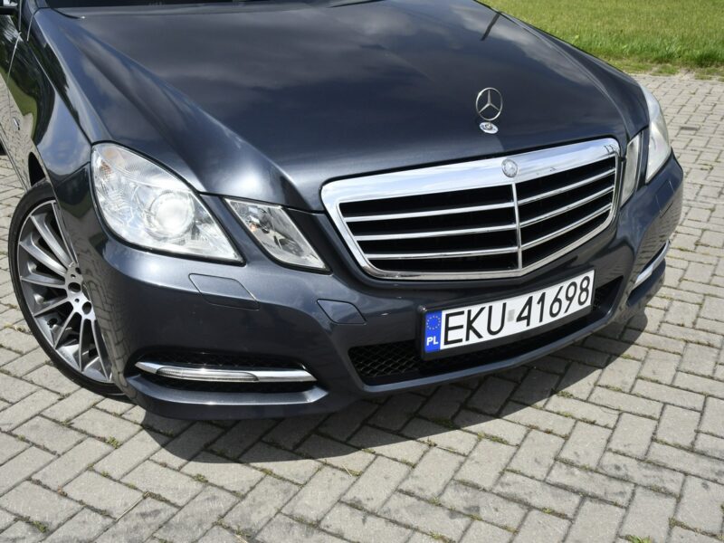 Mercedes E 220 2,2cdi Serwis.Klimatr 2 str.DVD.Skóry.Kam.Cof.Asystent Parkowania.Ledy W212 (2009-)