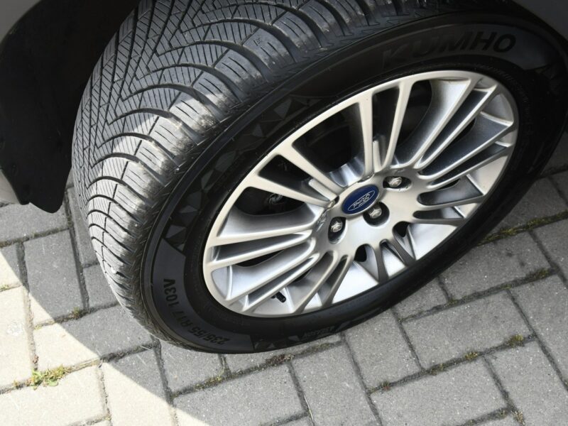 Ford Kuga 2,0tdci DUDKI11 Skóry.Elektr.Klapa Bagażnika.Navi.Tempomat.OKAZJA II (2012-)