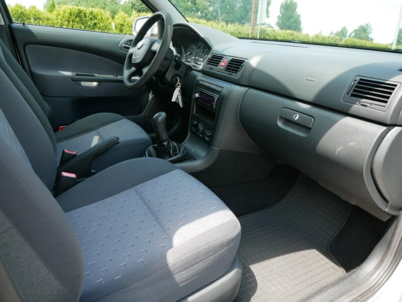 Škoda Octavia 1.6MPI 102KM [Eu5] Kombi -1 Właśc -Kraj -Nowy rozrząd -VAT 23% I (1996-2011)