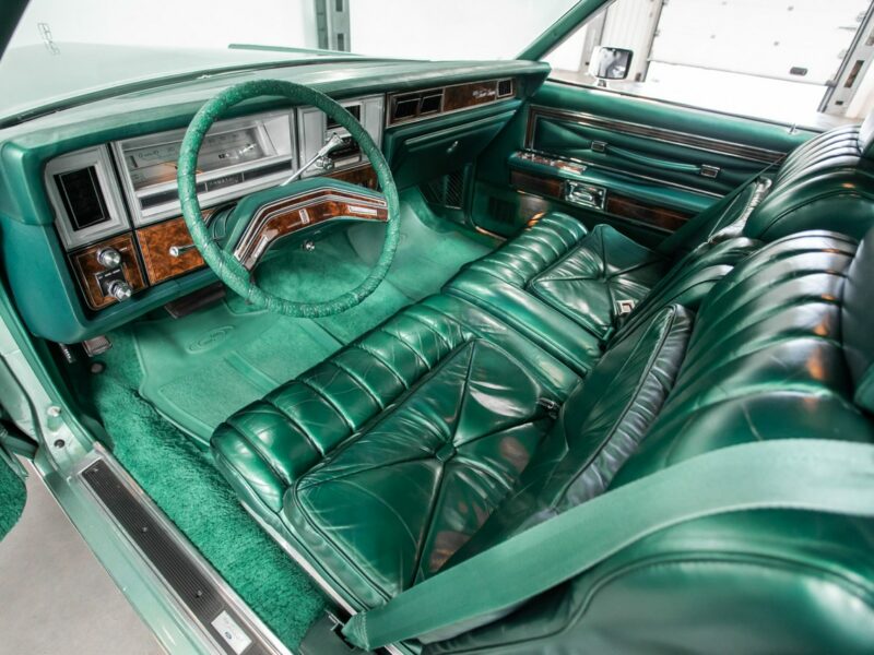Lincoln Continental Town Coupe, Stan kolekcjonerski, Jak nowy VII (1982-1987)