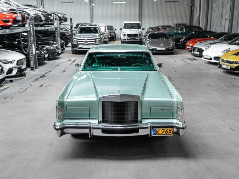 Lincoln Continental Town Coupe, Stan kolekcjonerski, Jak nowy VII (1982-1987)