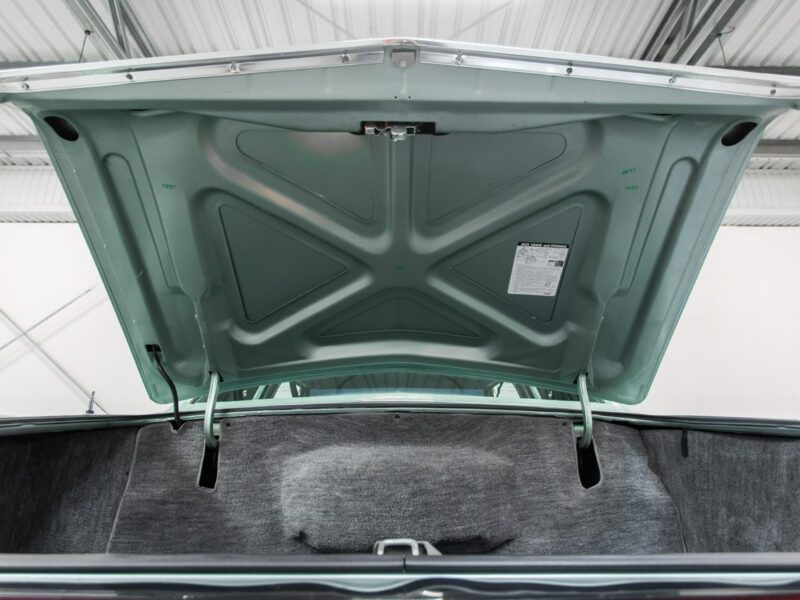 Lincoln Continental Town Coupe, Stan kolekcjonerski, Jak nowy VII (1982-1987)