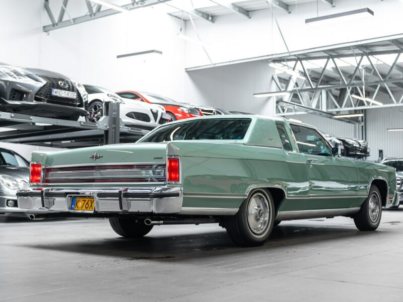 Lincoln Continental Town Coupe, Stan kolekcjonerski, Jak nowy VII (1982-1987)