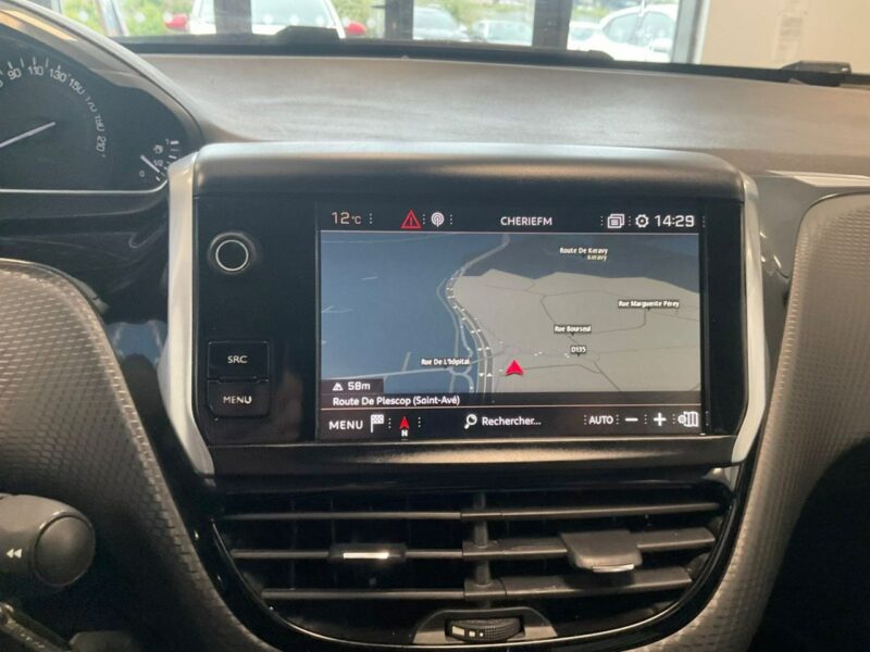 Peugeot 2008 Automat, kamera, tempomat, nawigacja dotykowa, klimatronik, isofix I (2013-2019)