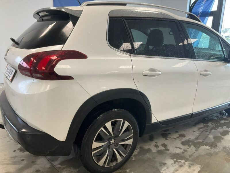 Peugeot 2008 Automat, kamera, tempomat, nawigacja dotykowa, klimatronik, isofix I (2013-2019)