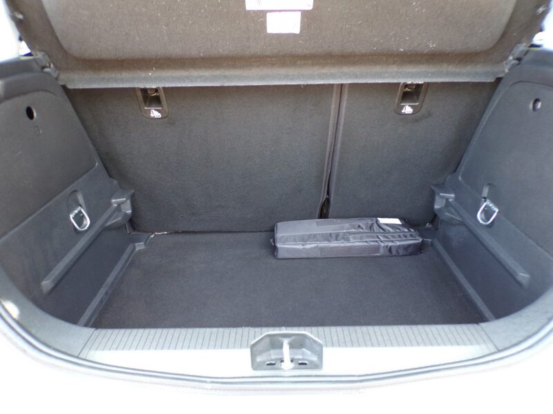 Opel Corsa Klimatyzacja /Tablet /I właść /1,4 /90KM /2020 E (2014-)