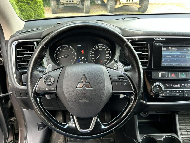 Mitsubishi Outlander 4x4, PL Salon, 7-dmio Osobowy, LED, Klimatyzacja, Tempomat, Bluetooth III (2012-)