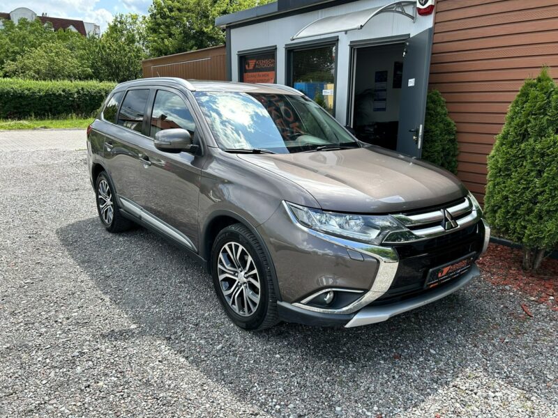 Mitsubishi Outlander 4x4, PL Salon, 7-dmio Osobowy, LED, Klimatyzacja, Tempomat, Bluetooth III (2012-)
