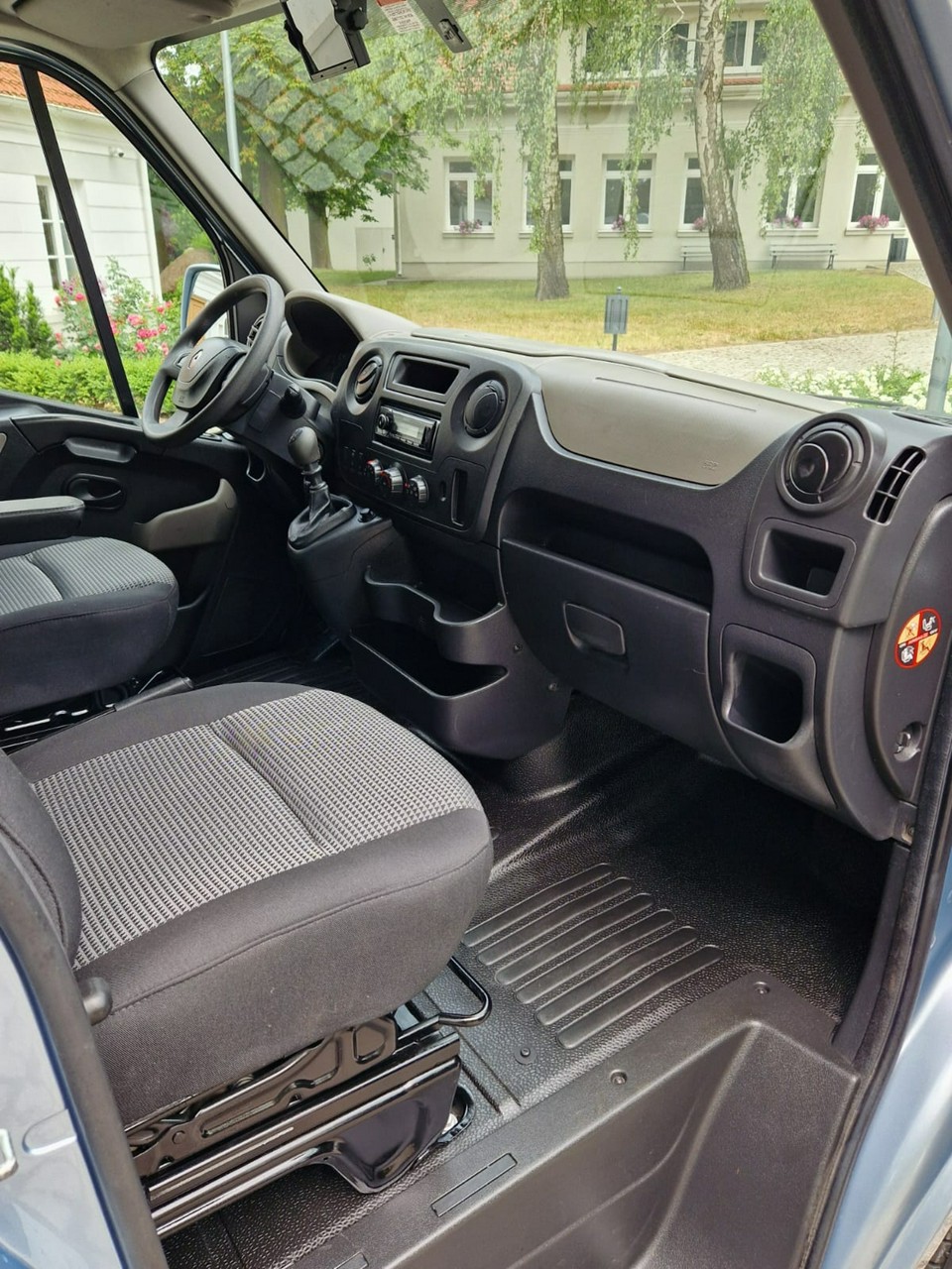 inny Renault Koniowóz - Master Koniowóz, 4Miejsca,Zabudowa Ogierowa,Kamery na Stanowiska.