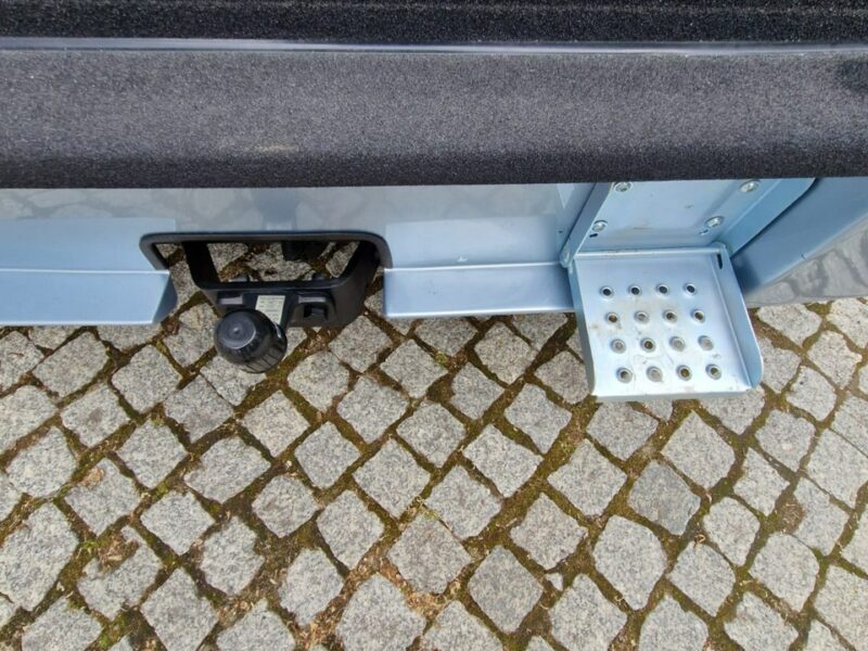 inny Renault Koniowóz - Master Koniowóz, 4Miejsca,Zabudowa Ogierowa,Kamery na Stanowiska.