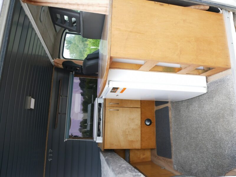 samochody kempingowe Peugeot Boxer 2.2 HDi 100KM - Kamper - 2 osoby -Markiza -Camper