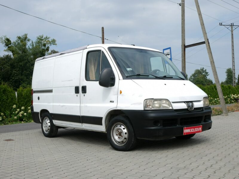 samochody kempingowe Peugeot Boxer 2.2 HDi 100KM - Kamper - 2 osoby -Markiza -Camper